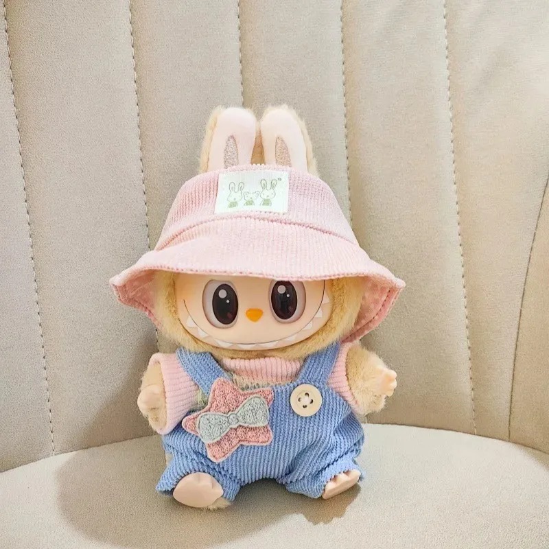 Pastel Relaxed Outfit for Labubu Figure – Pink Bucket Hat & Bow Overalls Edition